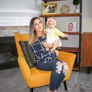 Meet your Posher, Maria